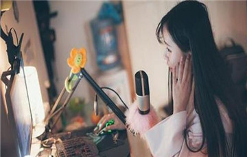 網(wǎng)絡(luò)直播亂象叢生為何難管？ 專家稱因法律位階低